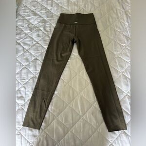 Aerie Olive green Chill Play Move Leggings